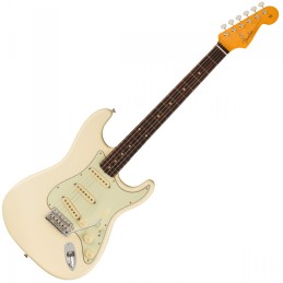 FENDER AMERICAN VINTAGE II...